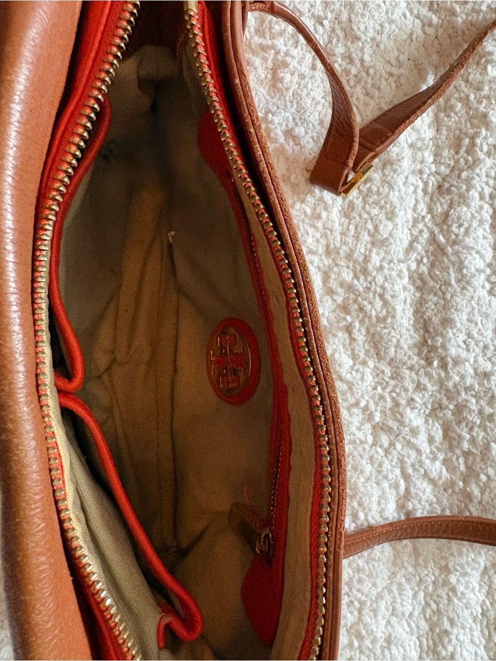 Tory Burch Brown Leather Crossbody with orange Side Panels - Picture 5 of 6